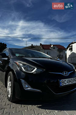 Седан Hyundai Elantra 2015 в Львове