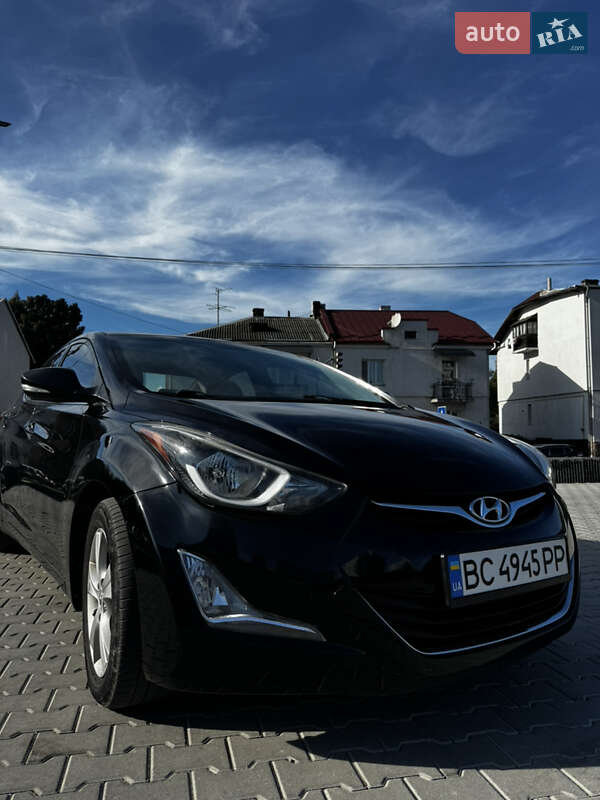 Hyundai Elantra 2015