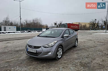 Седан Hyundai Elantra 2012 в Киеве