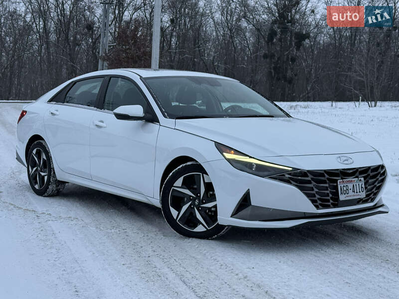 Hyundai Elantra 2021