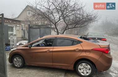Седан Hyundai Elantra 2011 в Днепре
