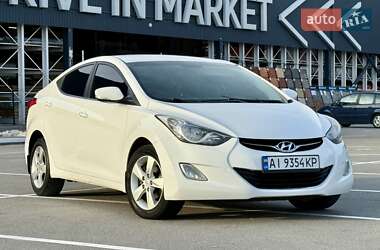 Седан Hyundai Elantra 2012 в Днепре
