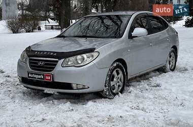 Седан Hyundai Elantra 2008 в Киеве
