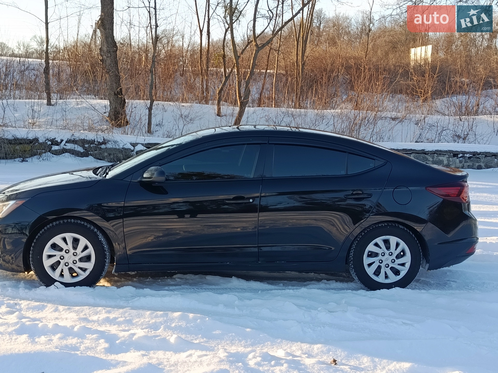 2019 Hyundai Elantra - мініатюра 4