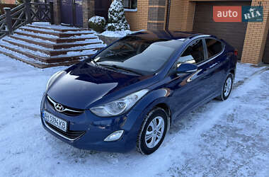 Седан Hyundai Elantra 2012 в Чернігові