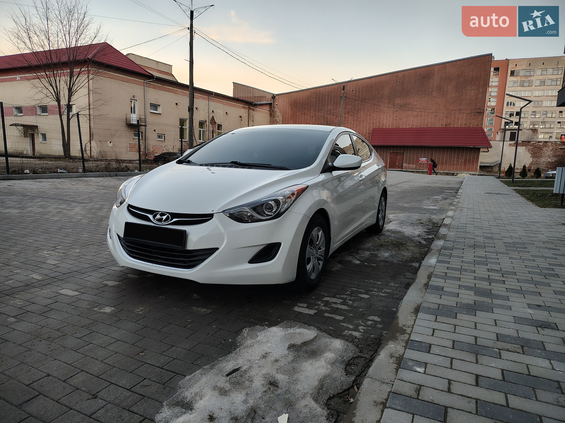 2013 Hyundai Elantra - мініатюра 4