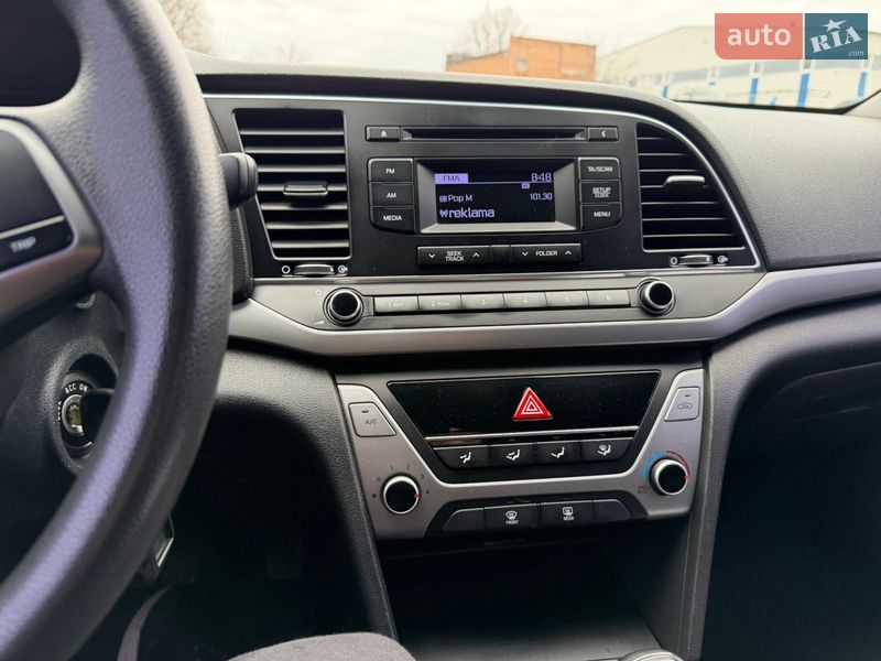 Седан Hyundai Elantra 2017 в Полтаве