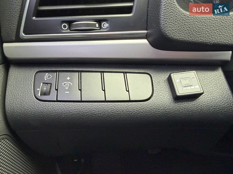 Седан Hyundai Elantra 2017 в Полтаве