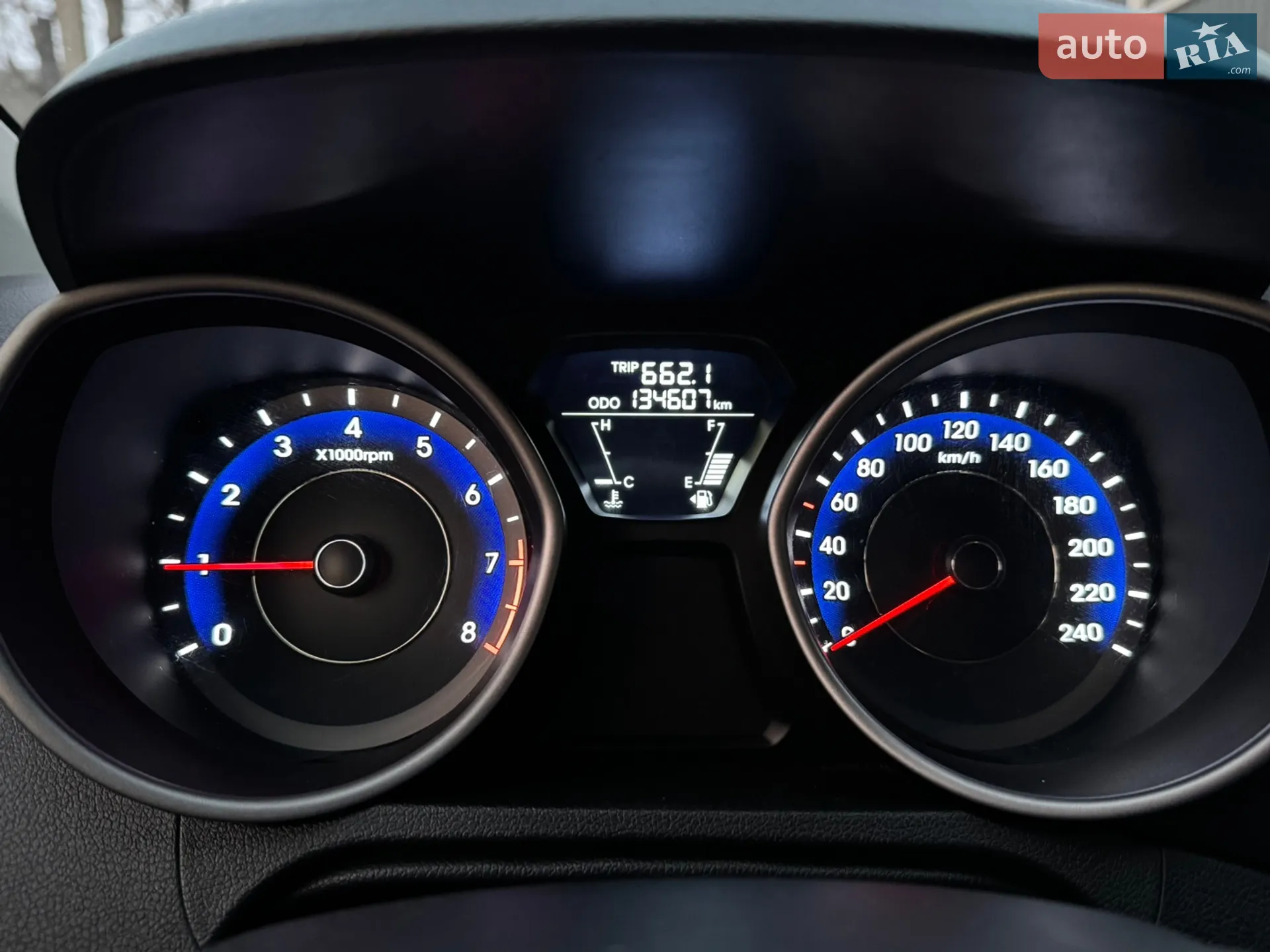 2011 Hyundai Elantra - мініатюра 17