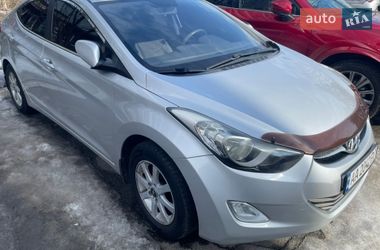 Седан Hyundai Elantra 2012 в Києві