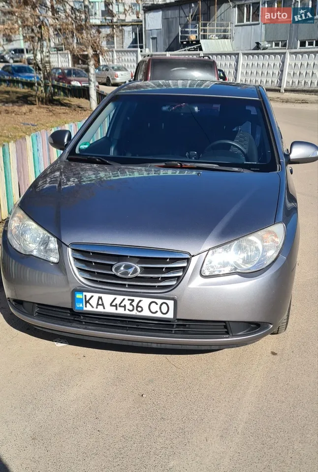 2010 Hyundai Elantra - мініатюра 14