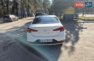 Седан Hyundai Elantra 2020 в Киеве