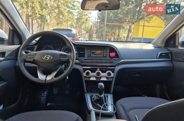 Седан Hyundai Elantra 2020 в Киеве