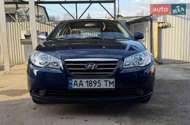Седан Hyundai Elantra 2008 в Києві