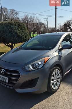 Хэтчбек Hyundai Elantra 2016 в Днепре