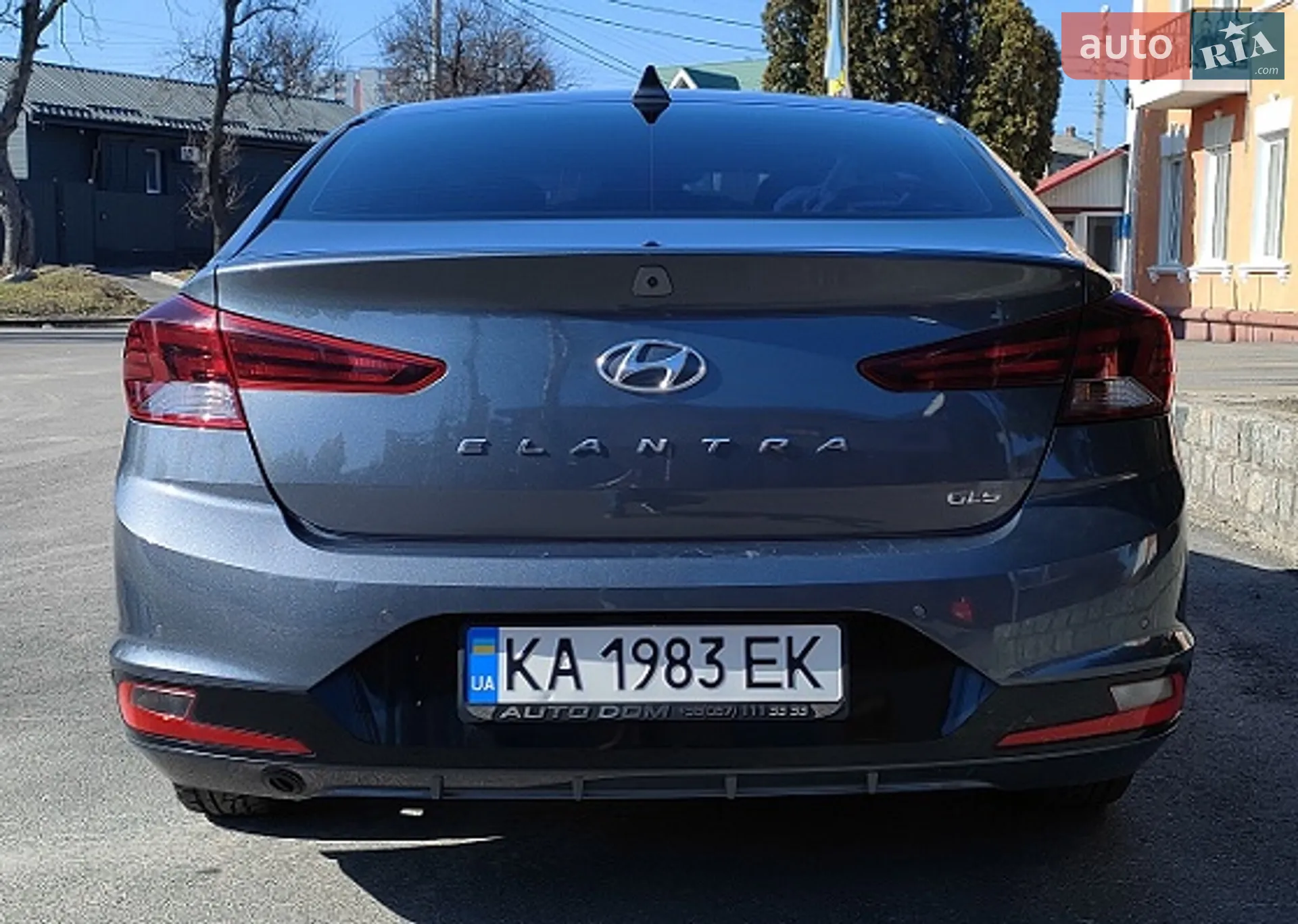 2019 Hyundai Elantra - мініатюра 12