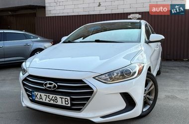 Седан Hyundai Elantra 2017 в Києві