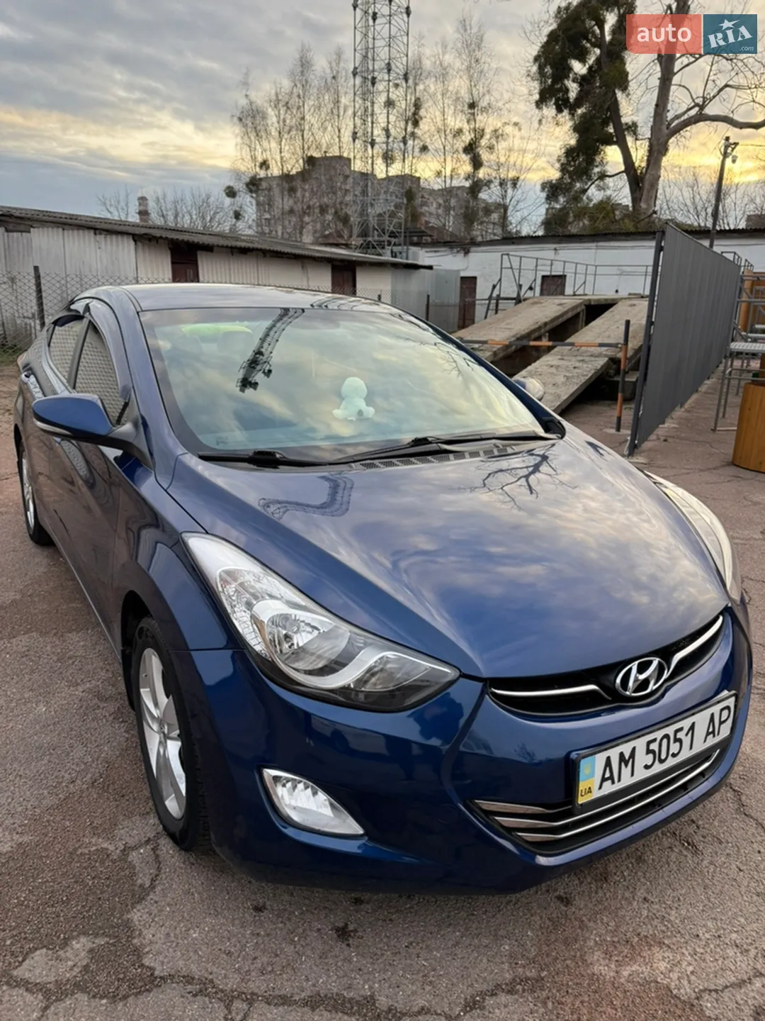 2013 Hyundai Elantra - мініатюра 4