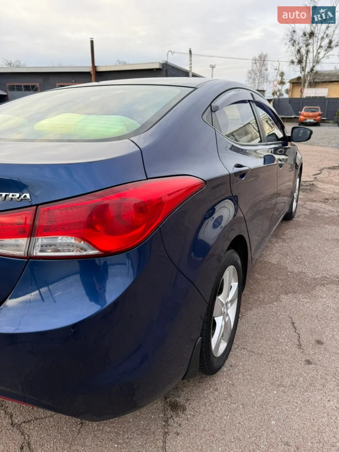 2013 Hyundai Elantra - мініатюра 19