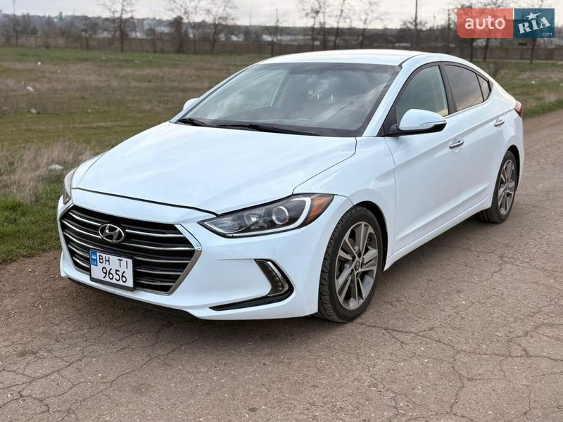 Hyundai Elantra 2016