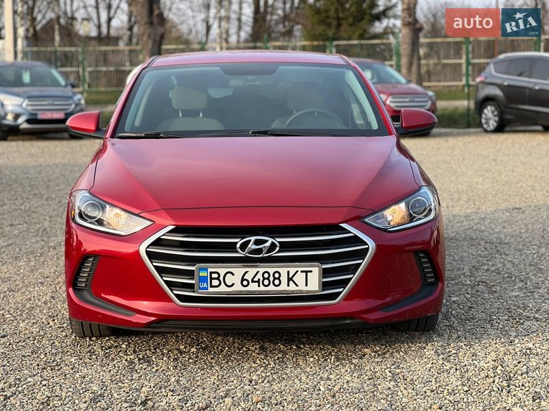 Седан Hyundai Elantra 2018 в Стрые