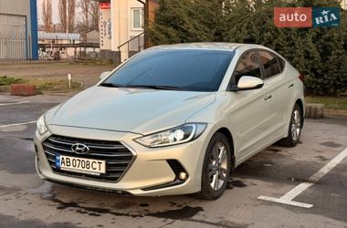 Седан Hyundai Elantra 2018 в Виннице