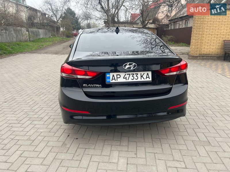 Седан Hyundai Elantra 2017 в Запорожье