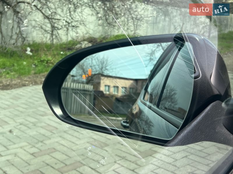 Седан Hyundai Elantra 2017 в Запорожье