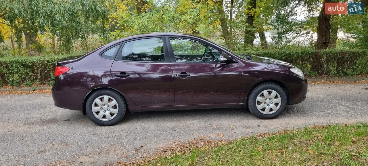2010 Hyundai Elantra - мініатюра 12