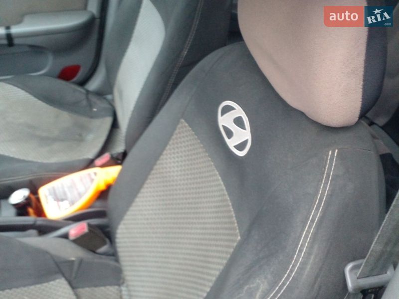 Седан Hyundai Elantra 2005 в Тернополе