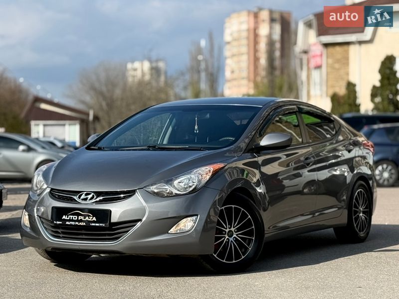 Hyundai Elantra 2012