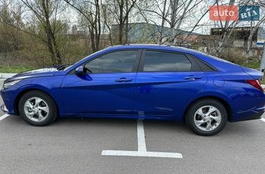 Седан Hyundai Elantra 2022 в Києві