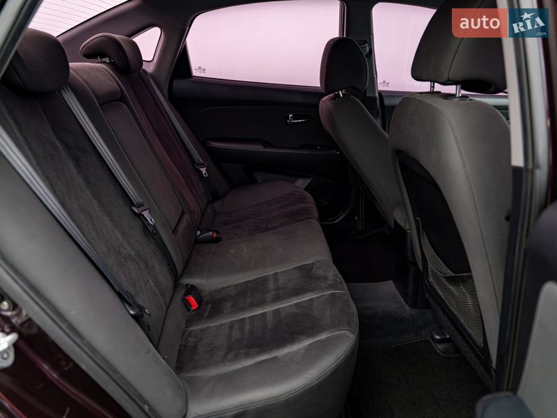 Седан Hyundai Elantra 2011 в Киеве