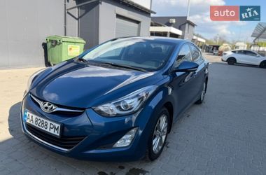 Седан Hyundai Elantra 2014 в Львове