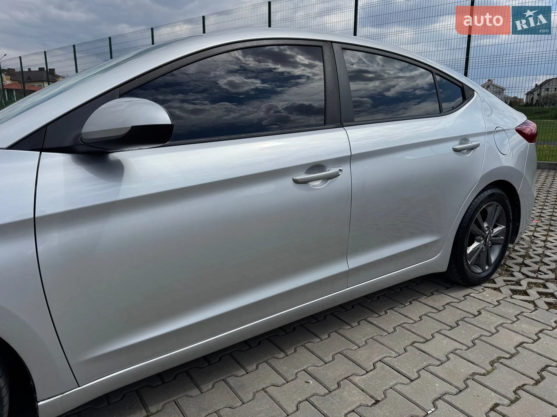 2018 Hyundai Elantra - мініатюра 26