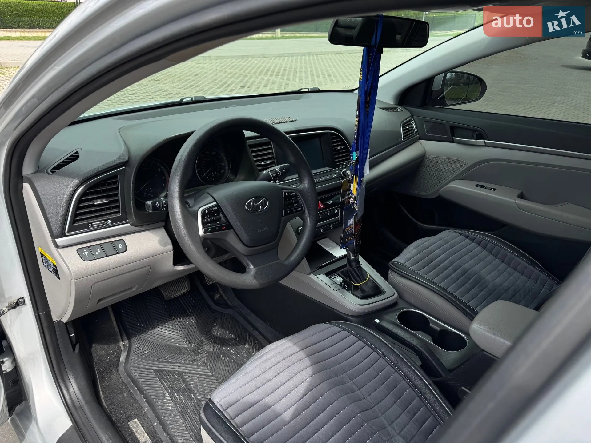 2018 Hyundai Elantra - мініатюра 31