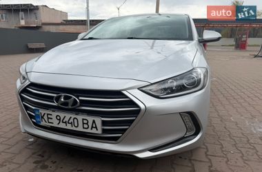 Седан Hyundai Elantra 2017 в Кривом Роге