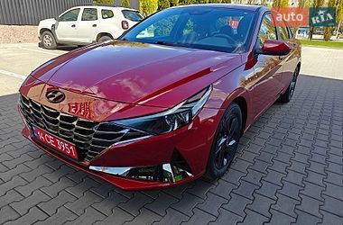 Седан Hyundai Elantra 2022 в Черкассах
