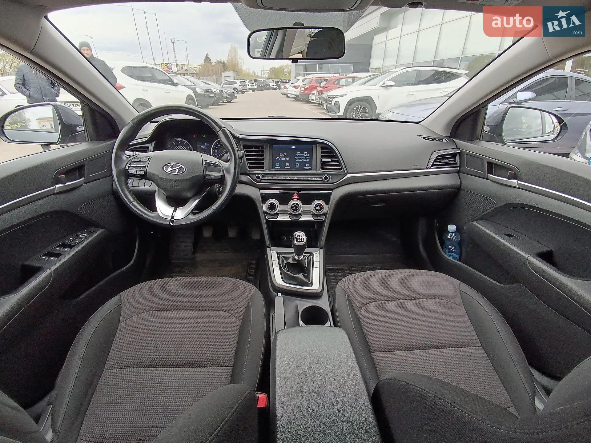 2019 Hyundai Elantra - мініатюра 21