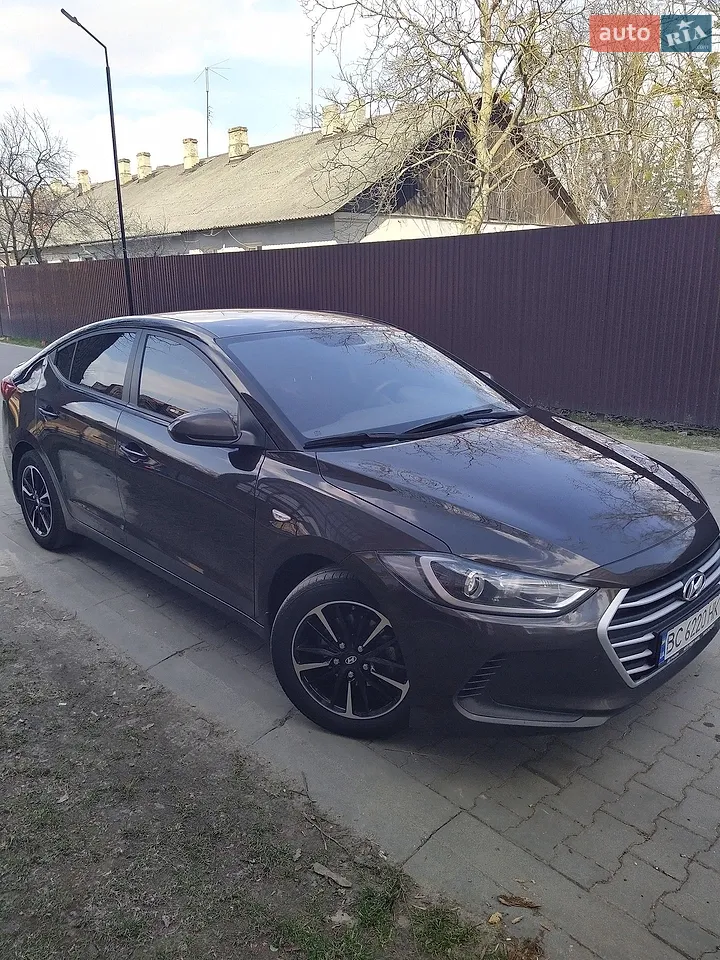 2019 Hyundai Elantra - мініатюра 13