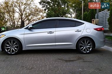 Седан Hyundai Elantra 2016 в Харькове