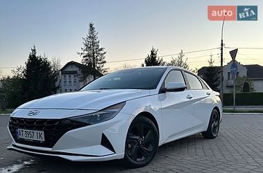 Седан Hyundai Elantra 2022 в Ивано-Франковске
