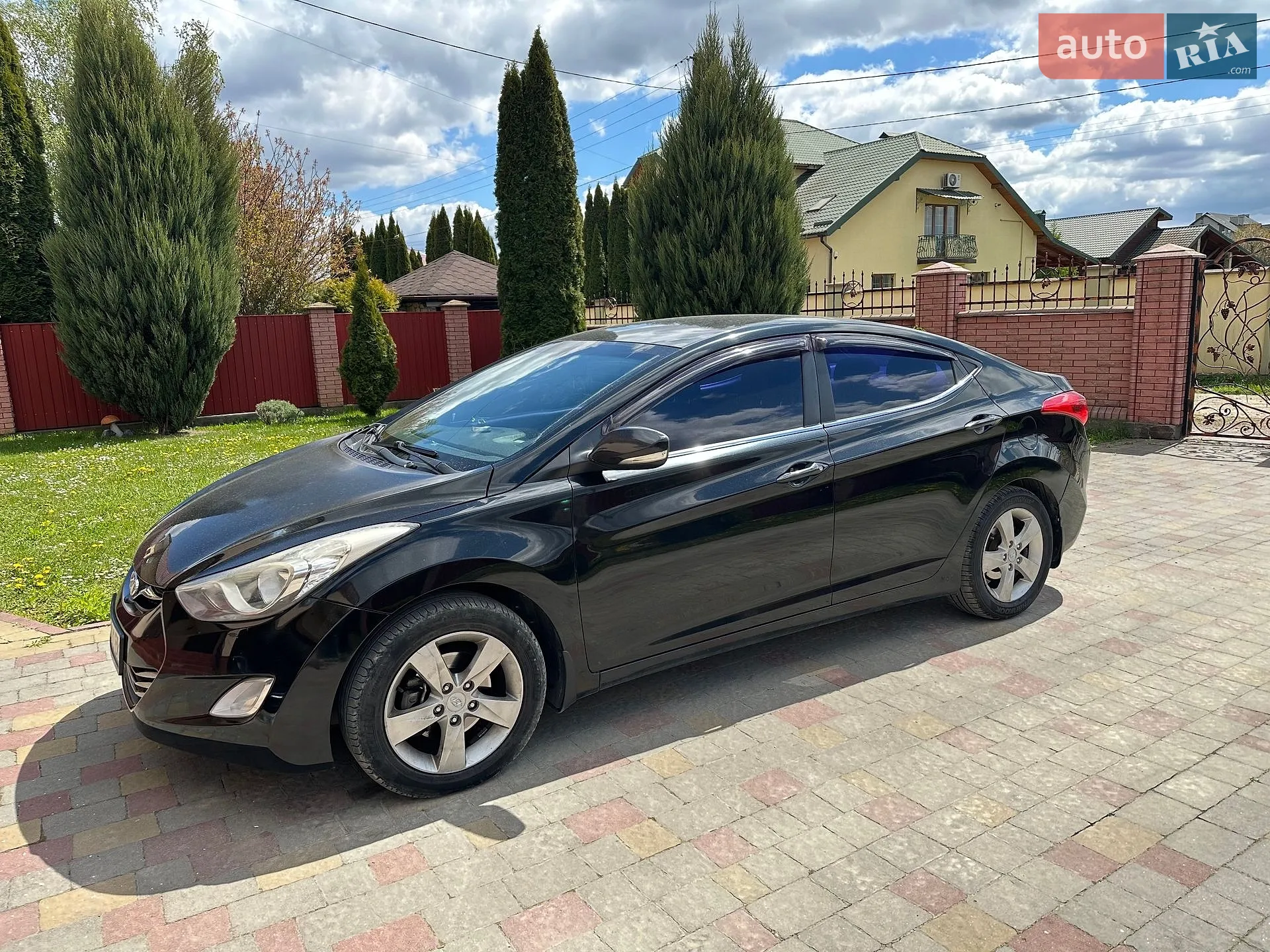 2013 Hyundai Elantra - мініатюра 2