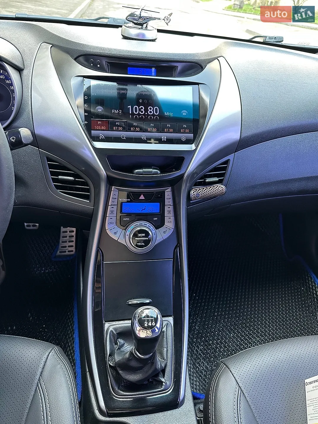 2013 Hyundai Elantra - мініатюра 9