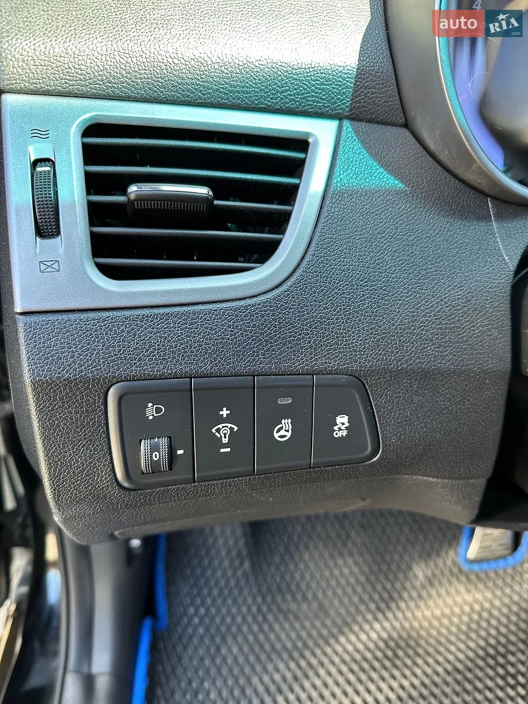 2013 Hyundai Elantra - мініатюра 12