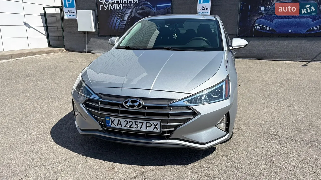 2018 Hyundai Elantra - мініатюра 19
