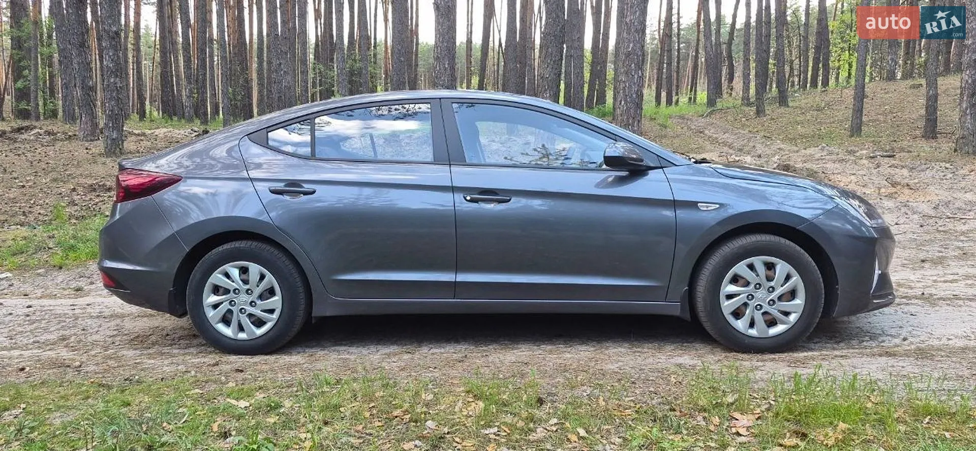 2019 Hyundai Elantra - мініатюра 4