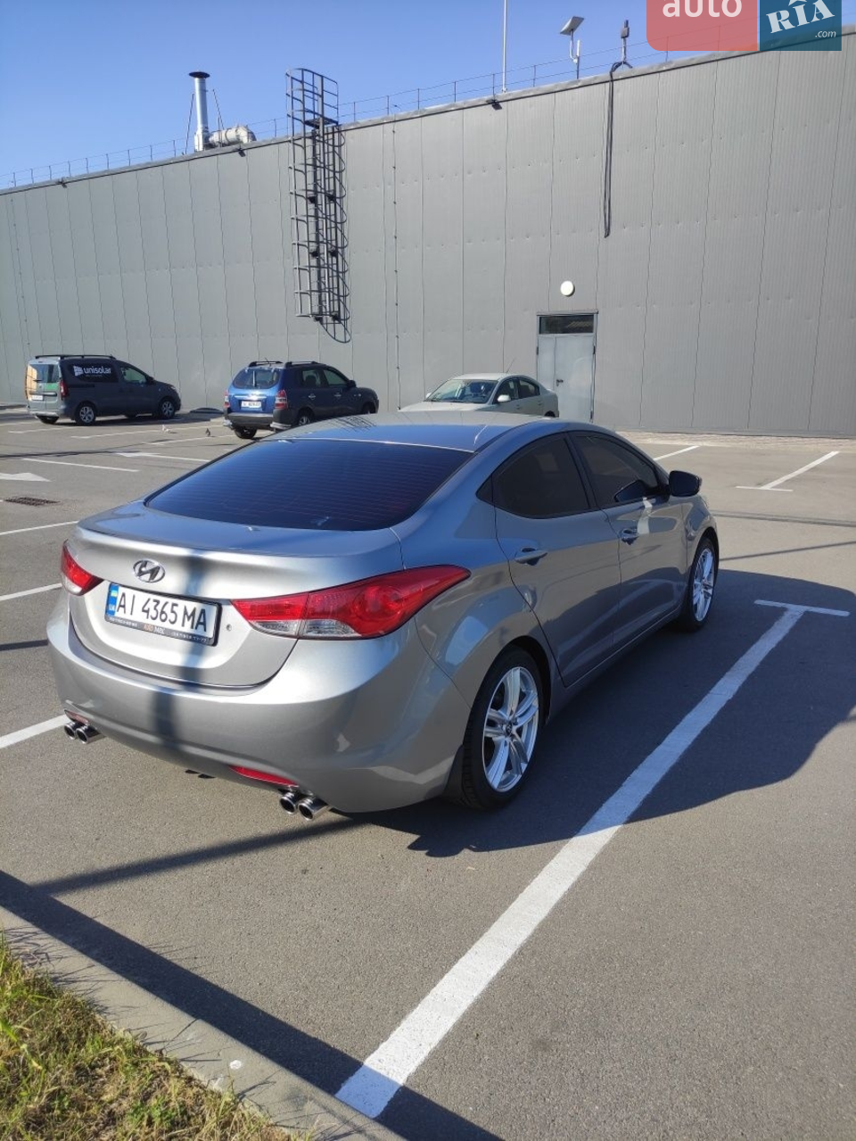 2011 Hyundai Elantra - мініатюра 9