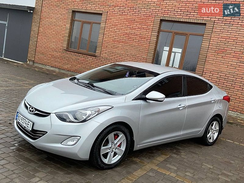 Hyundai Elantra 2011
