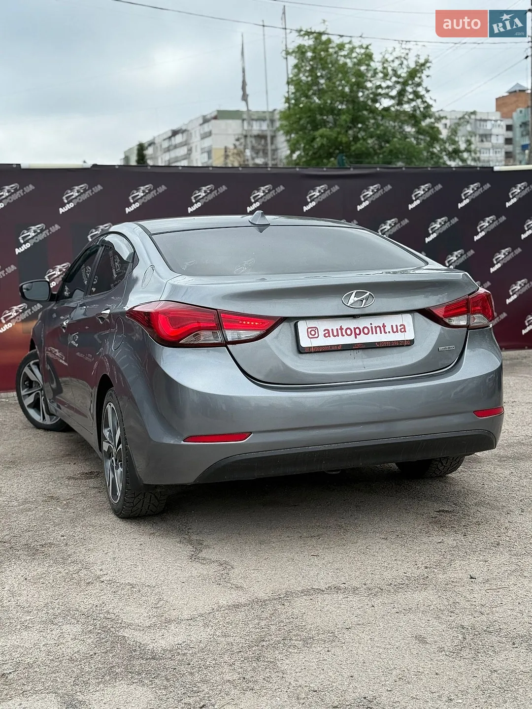 2015 Hyundai Elantra - мініатюра 11